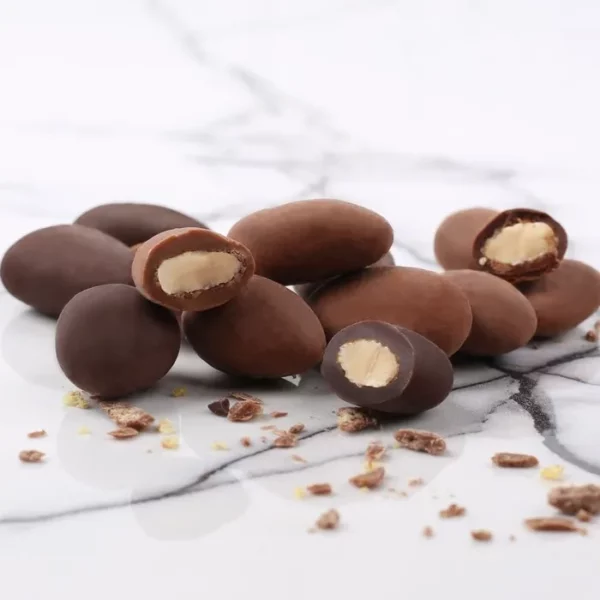 Amandes enrobées de chocolat noir & lait - Caniche – Image 3